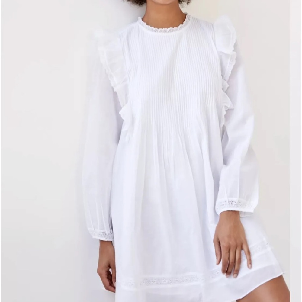 Make the Cowboys Cry Aritzia Wilfred La Boheme Ruffled white Elia Dress L B033
